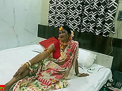 Desi bhabhi making out all round model! Indian Webseries dangerous sex!!
